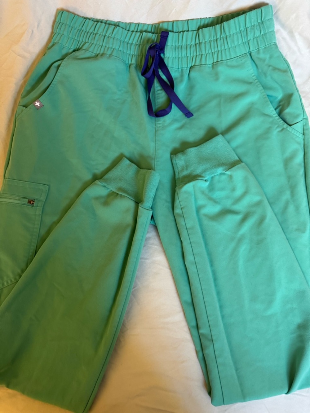 FIGS - Surgical Green Set, Top: Small, Bottom: Medium TALL - Picture 4 of 10